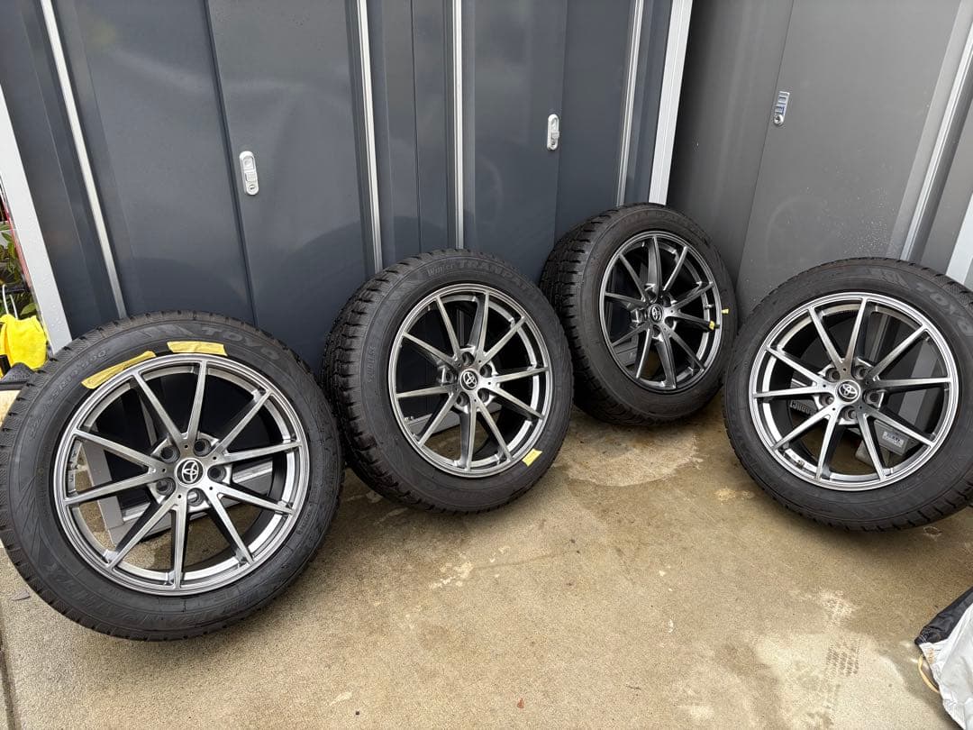 エマ走行500キロ未満 40 アルファード ヴェルファイア 19インチ