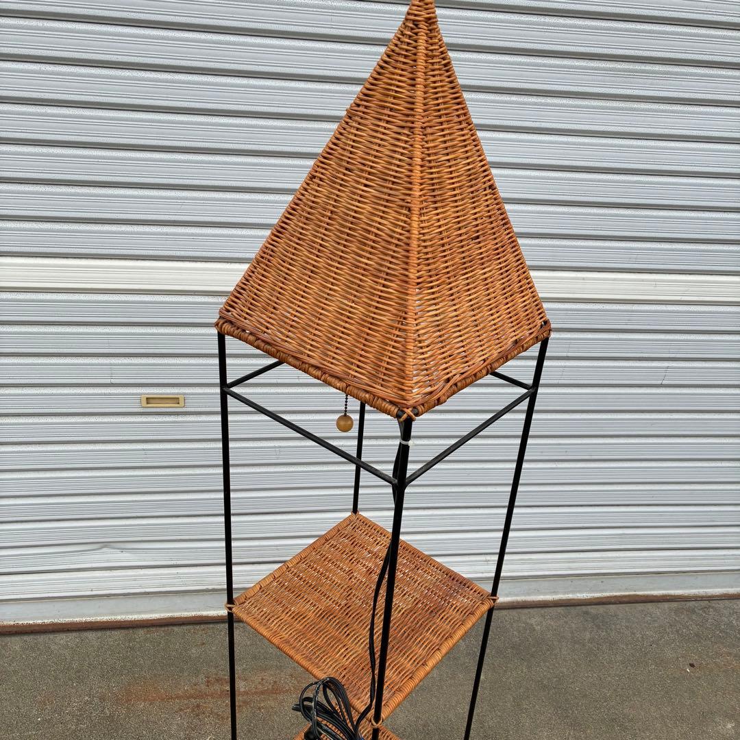 【匿名発送】キシマ　レトロ　アンティークランプ　アイアンフレーム　ラタン　棚