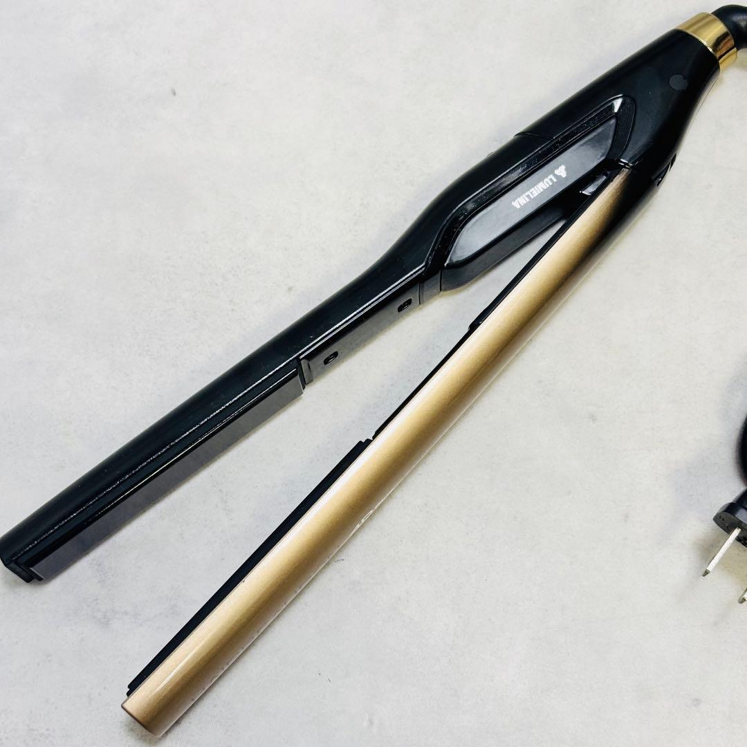 リュミエリーナ ヘアビューロン 4D Plus ストレート ヘアアイロン