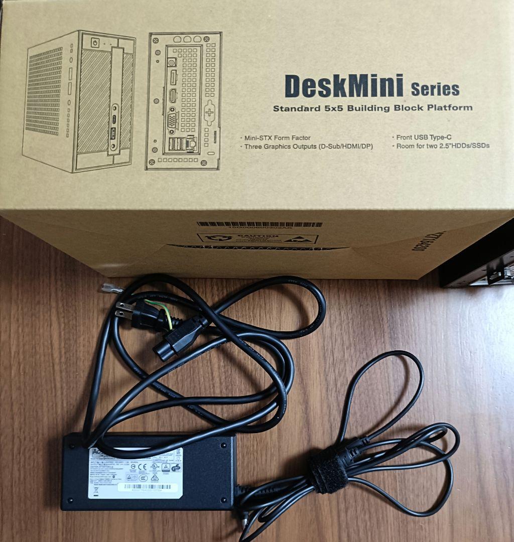 【即日発送、限定大幅値下げ中】ミニパソコン　desk mini a300