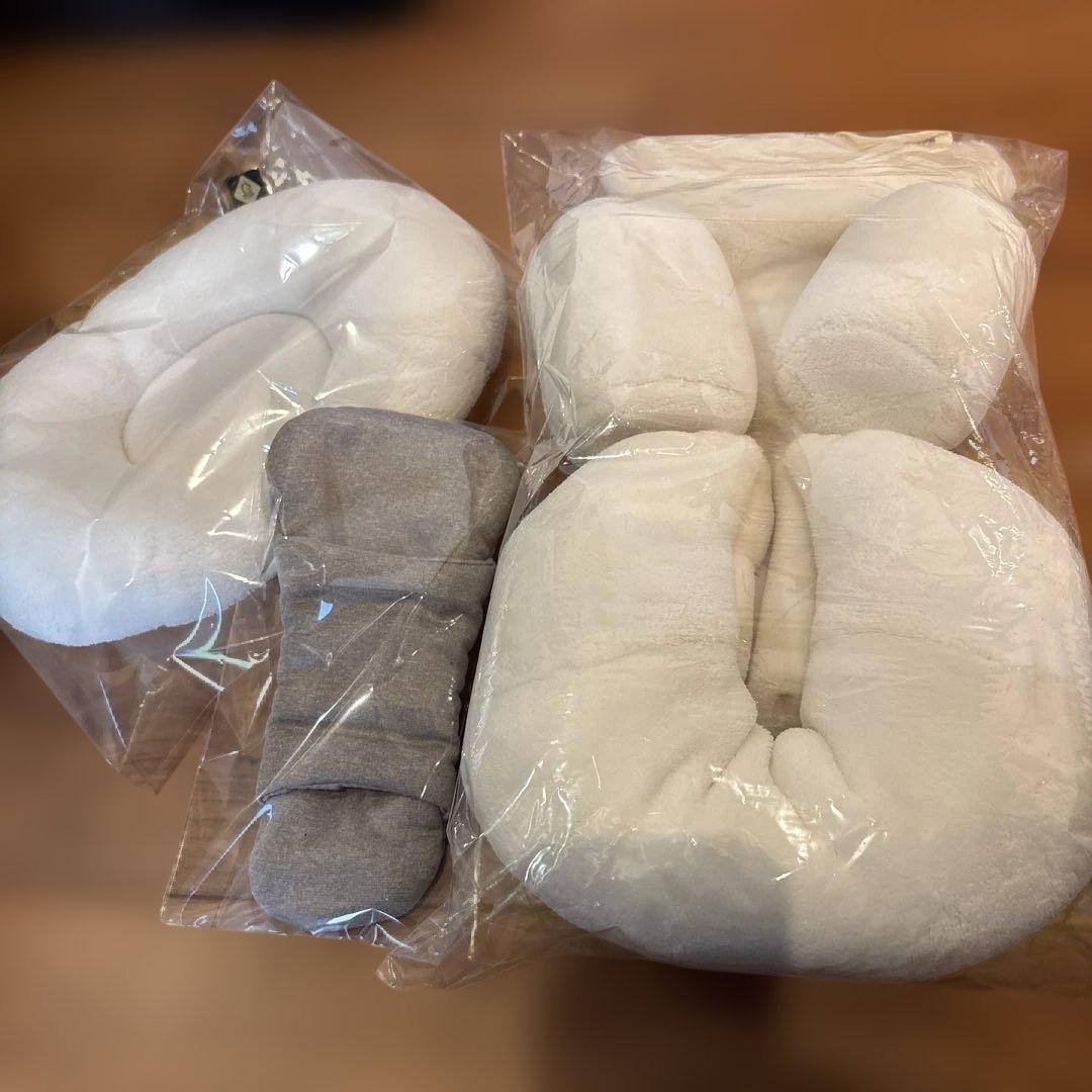 ネムリラ　コンビ　グレー　エッグショック　AUTO SWING