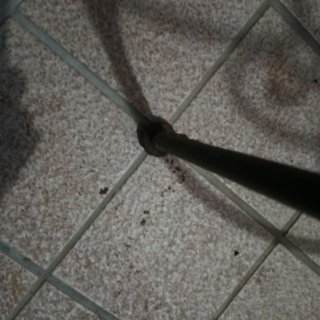 アンティークアイアンスタンドチェア型　金属製プランターラック