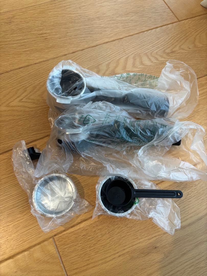 新品デロンギ　エスプレッソ・カプチーノメーカー　ECO310