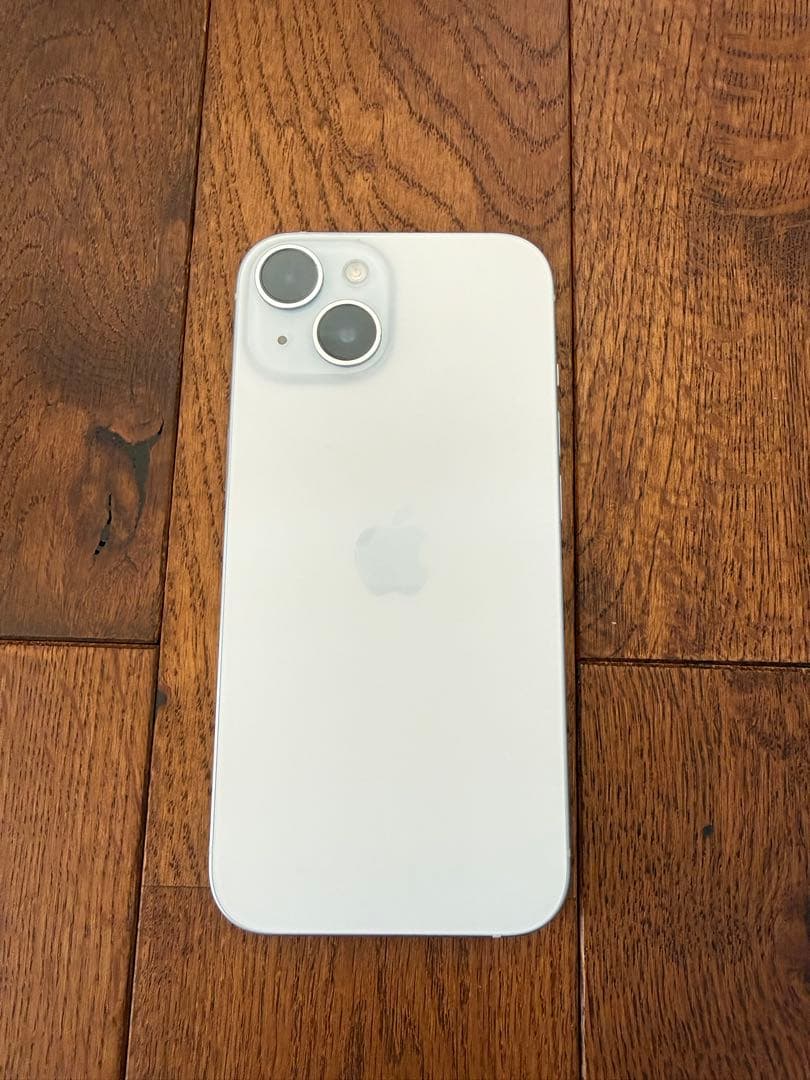 Apple iPhone 15ホワイト 本体 256GB SIMフリー