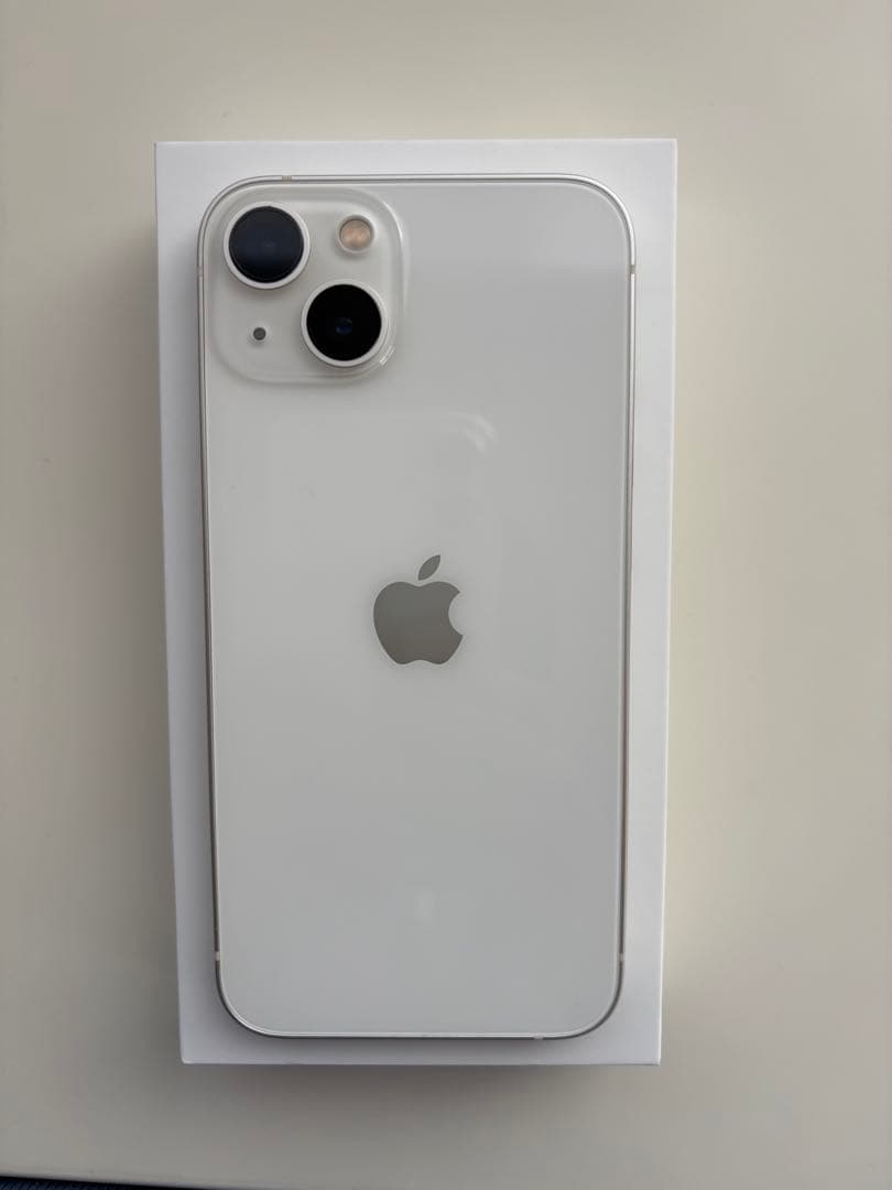 iPhone 13 256GB スターライト