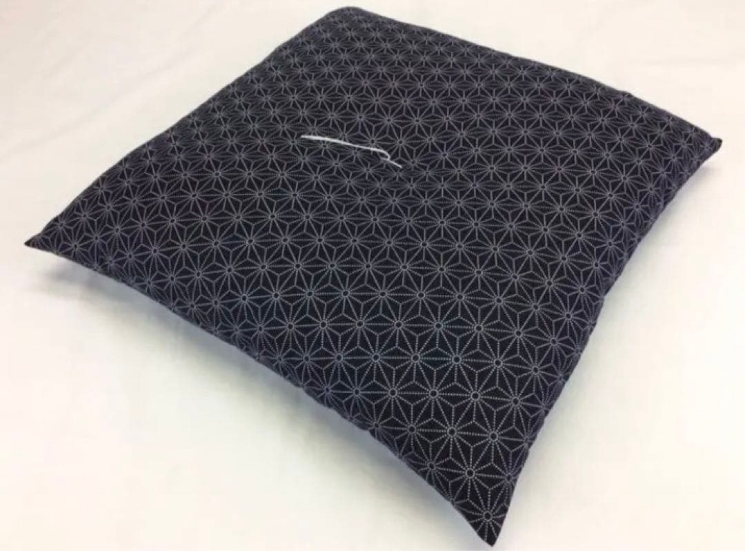 【新品工場より出来たて発送】小座布団 麻の葉 45×45㎝ 紺 7枚エンジ7枚