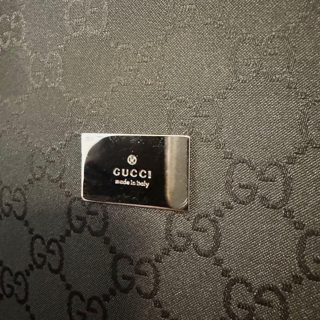 美品　グッチ　ビジネスバッグ　トートバッグ　GG柄　大容量　ブラック　黒