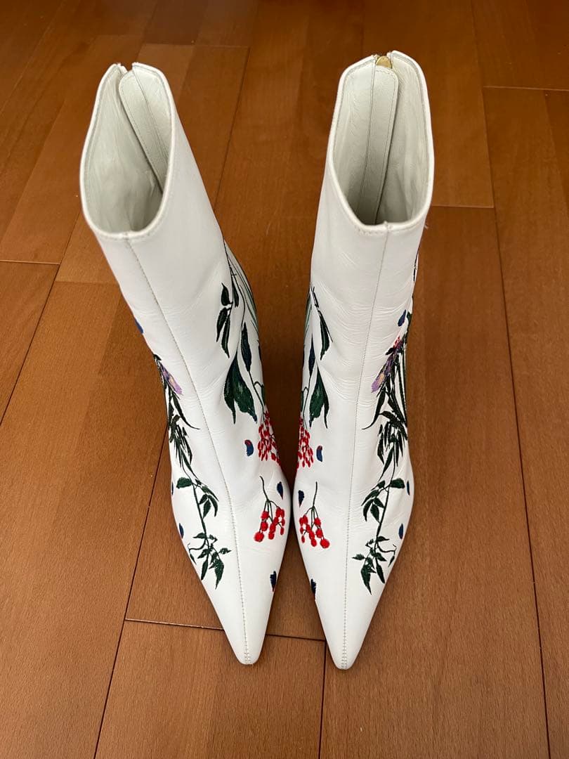 mamekurogouchi /2018-2019AW/ 刺繍レザーブーツ