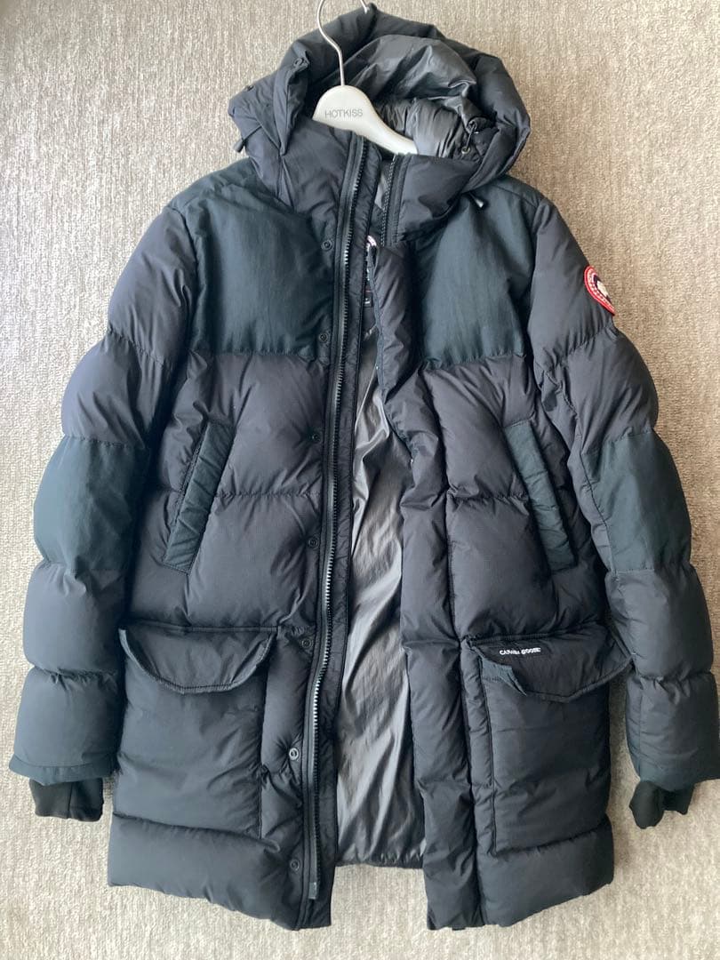 カナダグース　ダウンジャケット　色BLACK 表示サイズSP180/92Y