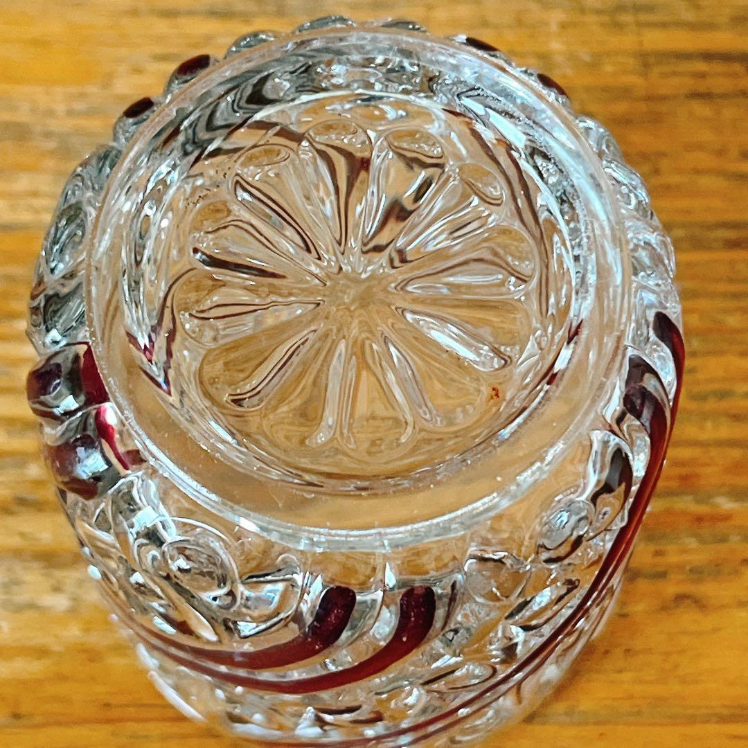 ポルティユー　美しいガラスのカップ