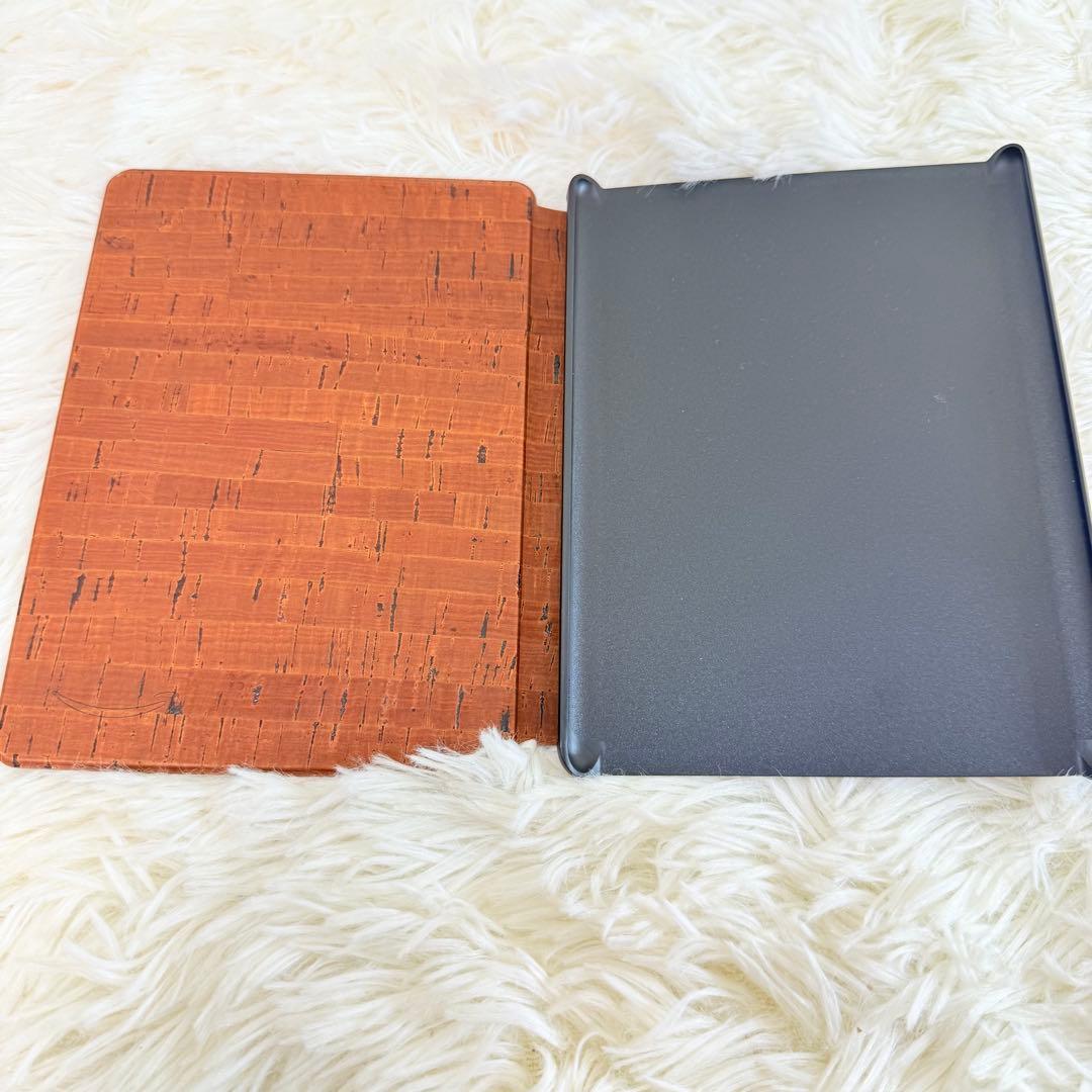 ②Kindle 第11世代ブラック カバー付き　32GB 広告なし　wifi