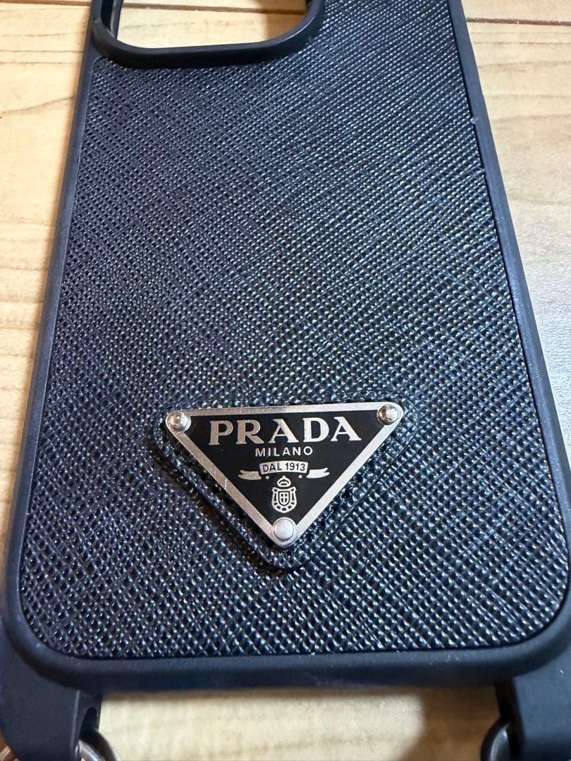 PRADA iPhon１４pro用ケース ブラック