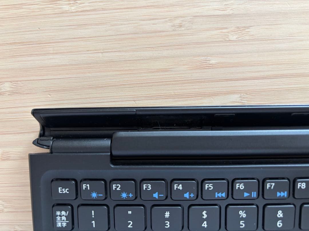 SONY SO‐05G Xperia z4 Tablet BKB50 タブレット