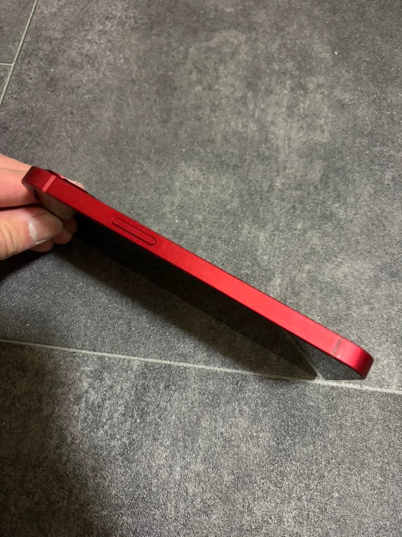 Apple iPhone 13 Product Red 本体　256GB 93%