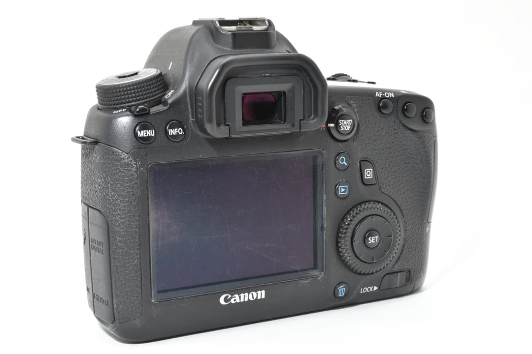 美品 Canon EOS 6D 単焦点レンズキット キャノン #9623