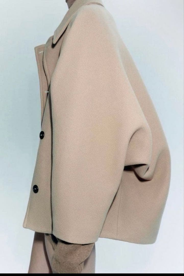 ZARAオーバーサイズショートコート