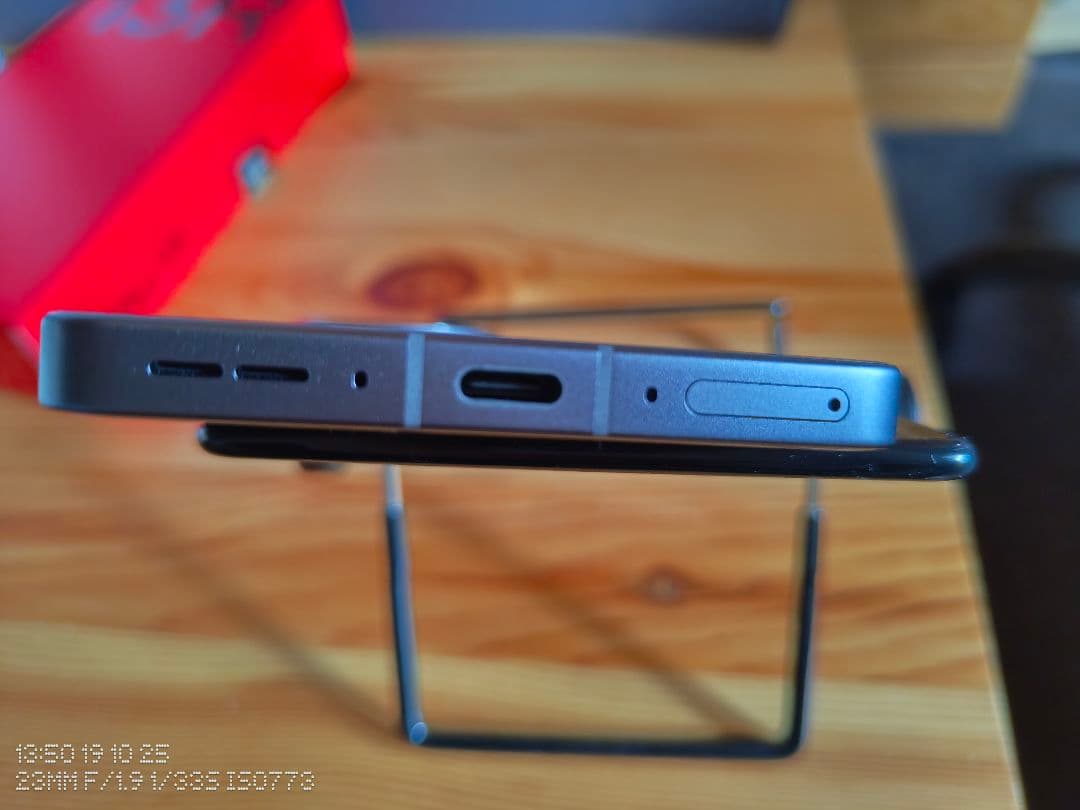 OnePlus13R グローバル版 ブラック 美品 おまけ多数