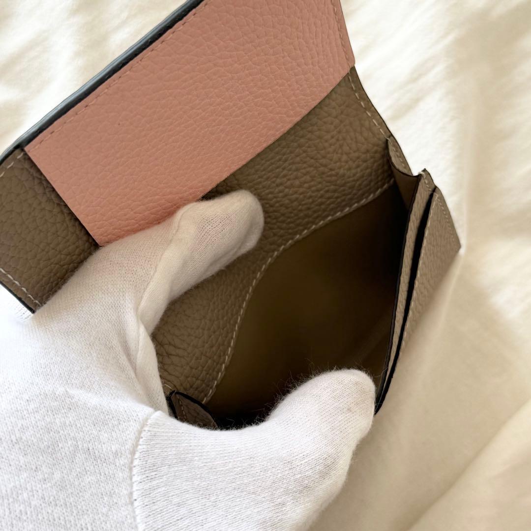 極美品 ボナベンチュラ カードケース 名刺入れ グレージュ シュリンクレザー