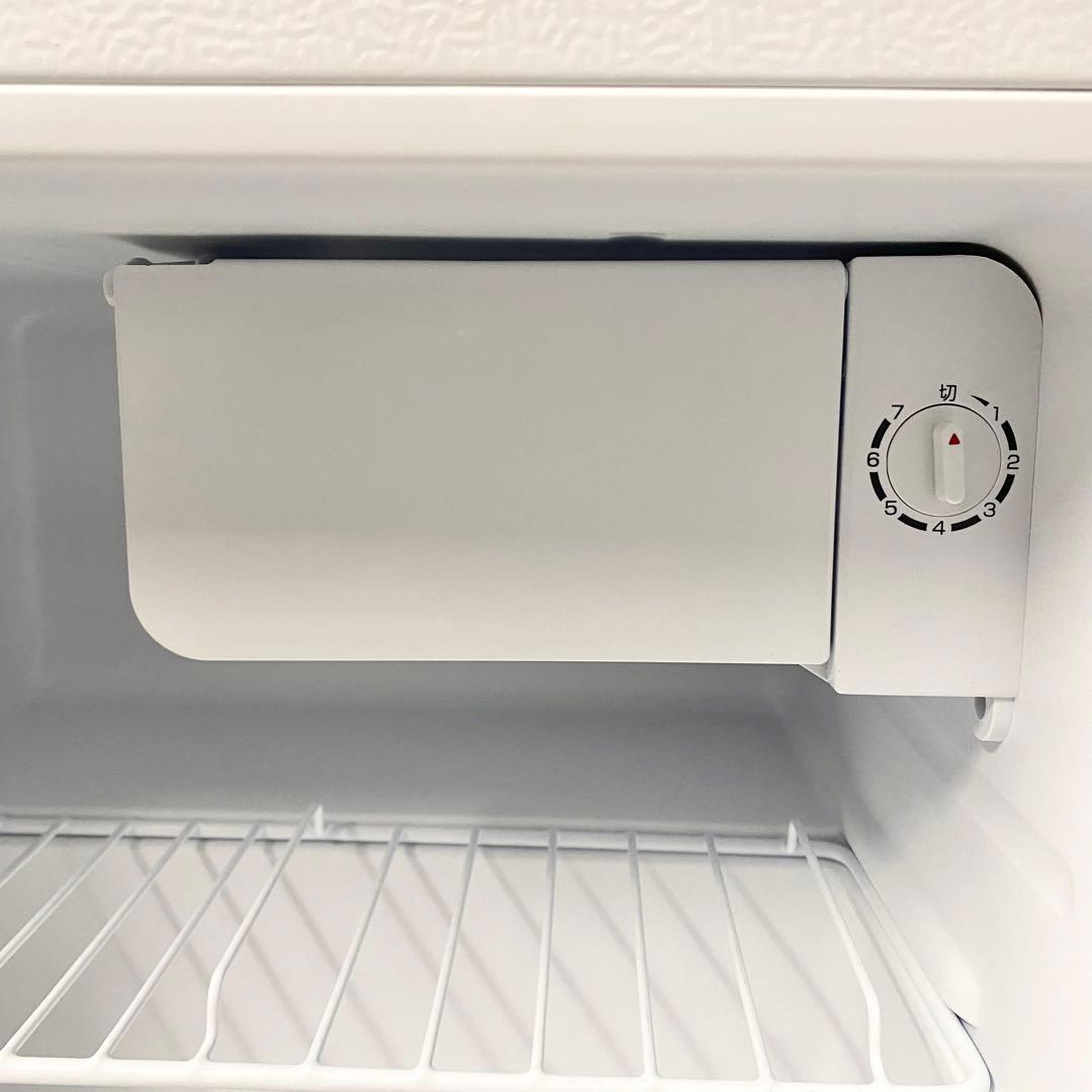 美品！飲み物をいれておくにはちょうどいいキューブ型！1ドア冷蔵庫46L
