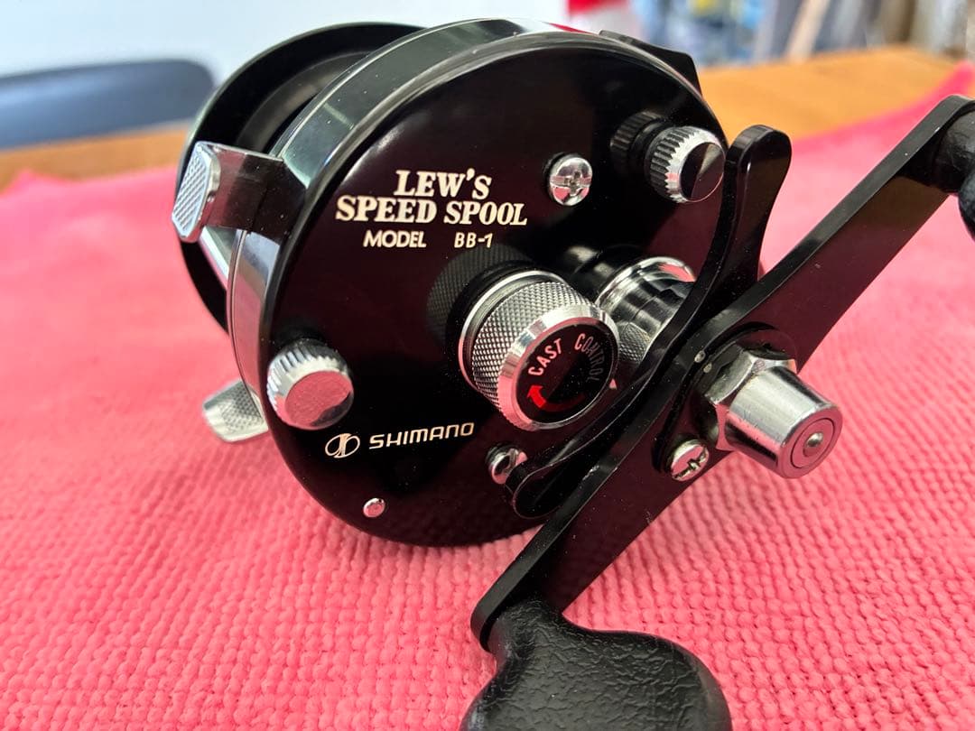 シマノ　Lew's speed spool BB1 ベイトリール　オールド