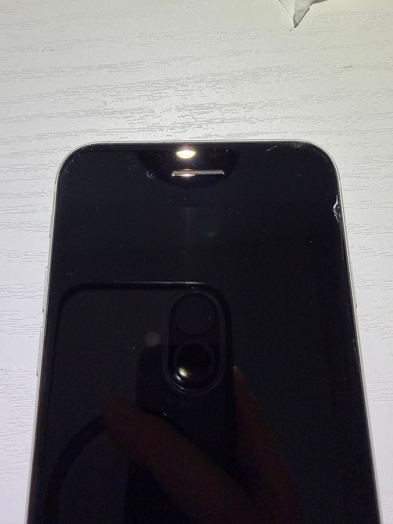 iPhoneSE 第二世代　ホワイト