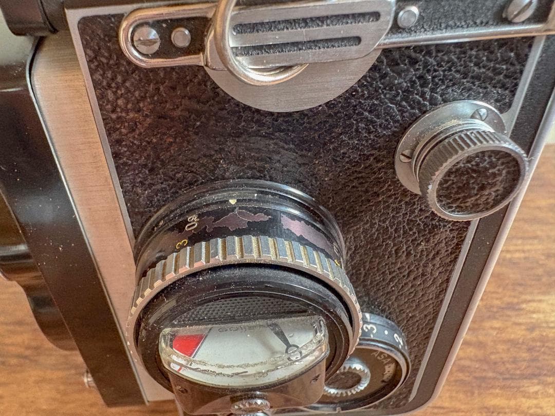 値下依頼お断り　ローライフレックス　プラナー７５ミリ　F3.5　実働品　機関良好