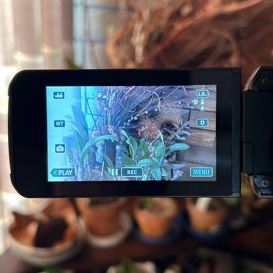 【極美品】JVCケンウッド Everio GZ-R300 防水【ケース付き】