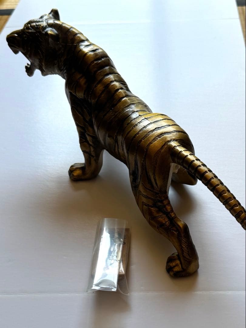 虎の置物　民芸品　銅鉄器　美術品　皇貴　定価32000円