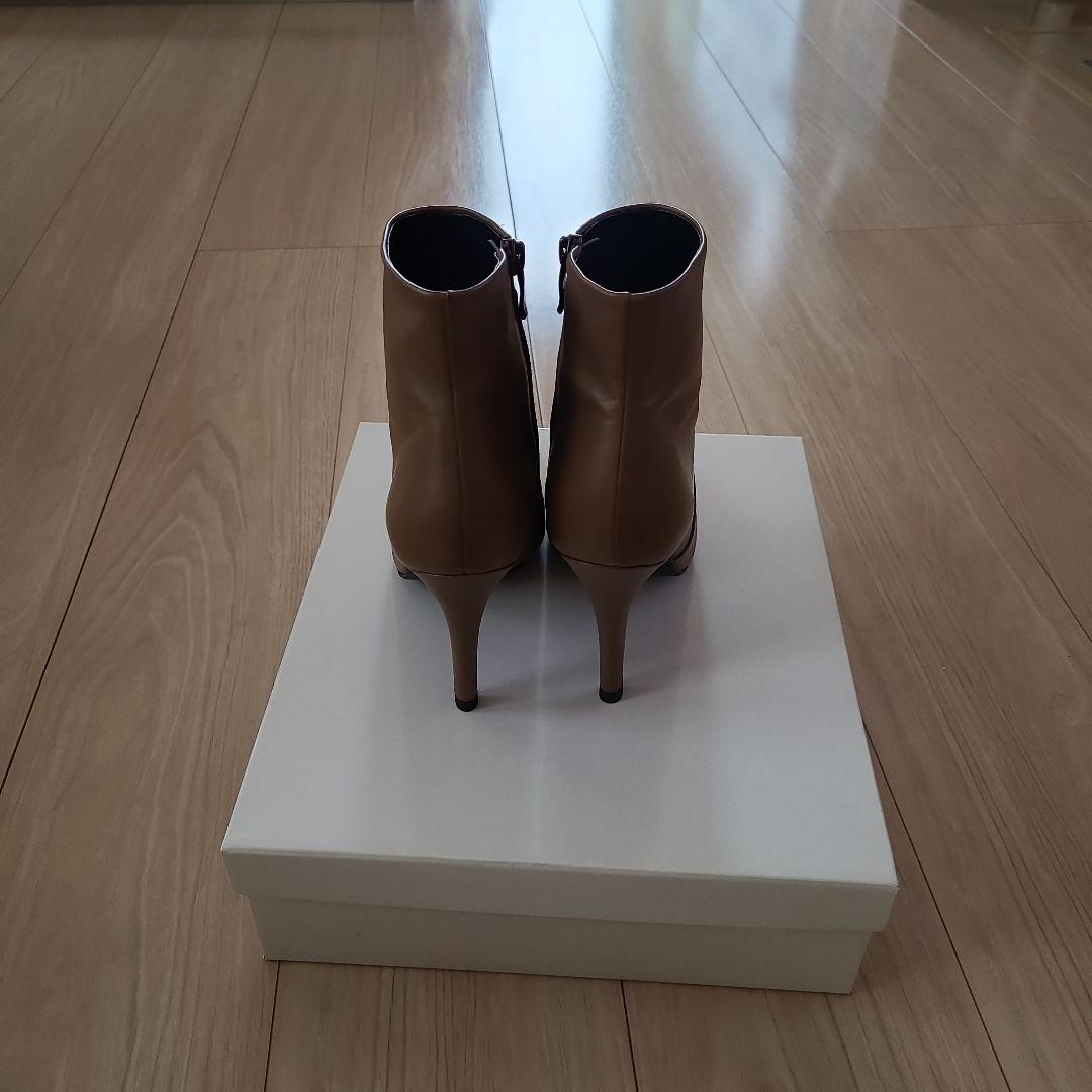 美品　DIANAショートブーツ　22.5㎝