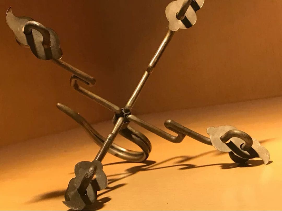 金属製ホルダー