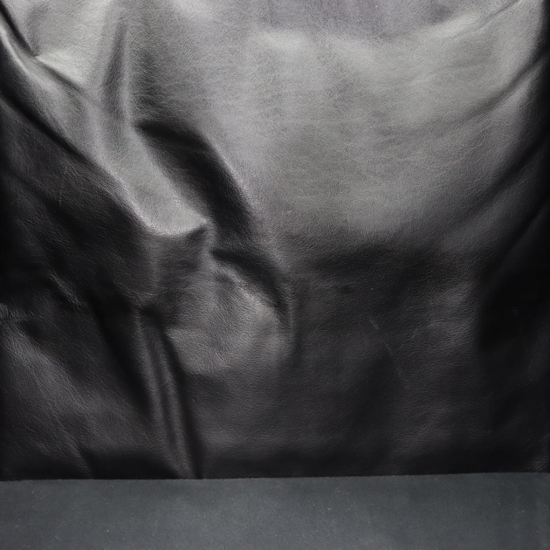 ラウンジチェア 合皮 革張り 黒 リプロダクト