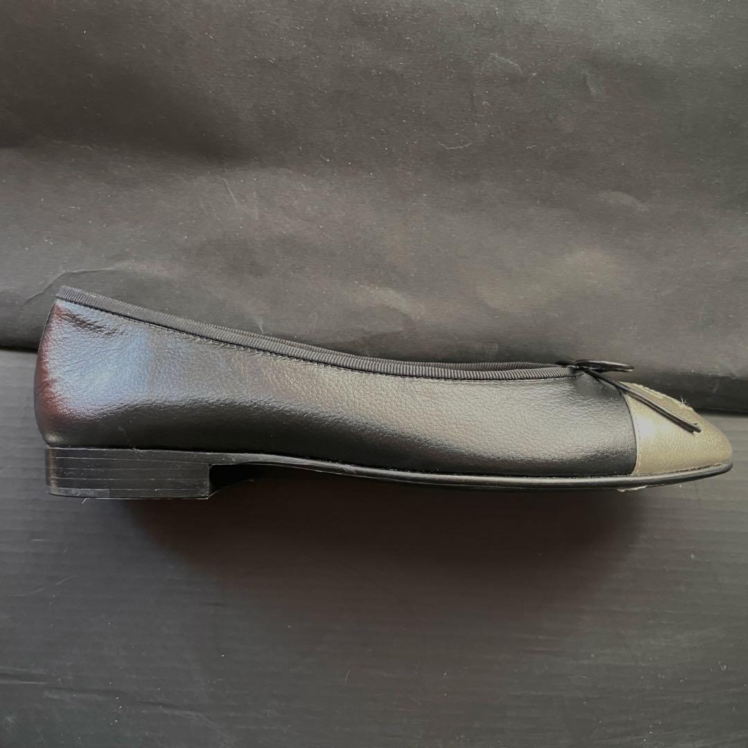 シャネル フラットシューズ 黒Xゴールド サイズ23