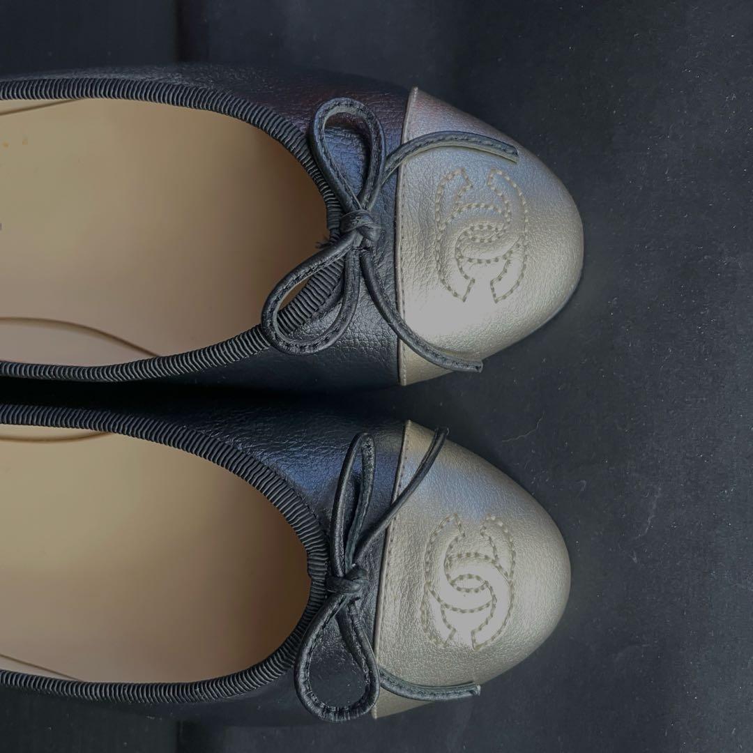 シャネル フラットシューズ 黒Xゴールド サイズ23