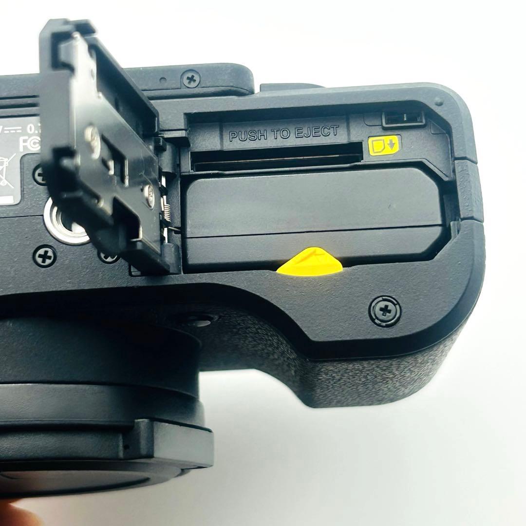 【美品】Nikon ニコン デジタルカメラ COOLPIX P7800 ブラック