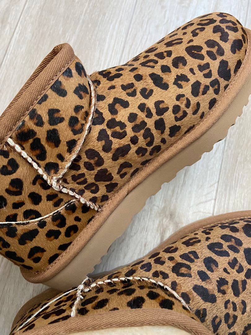 UGG ムートン　ショートブーツ　23センチ