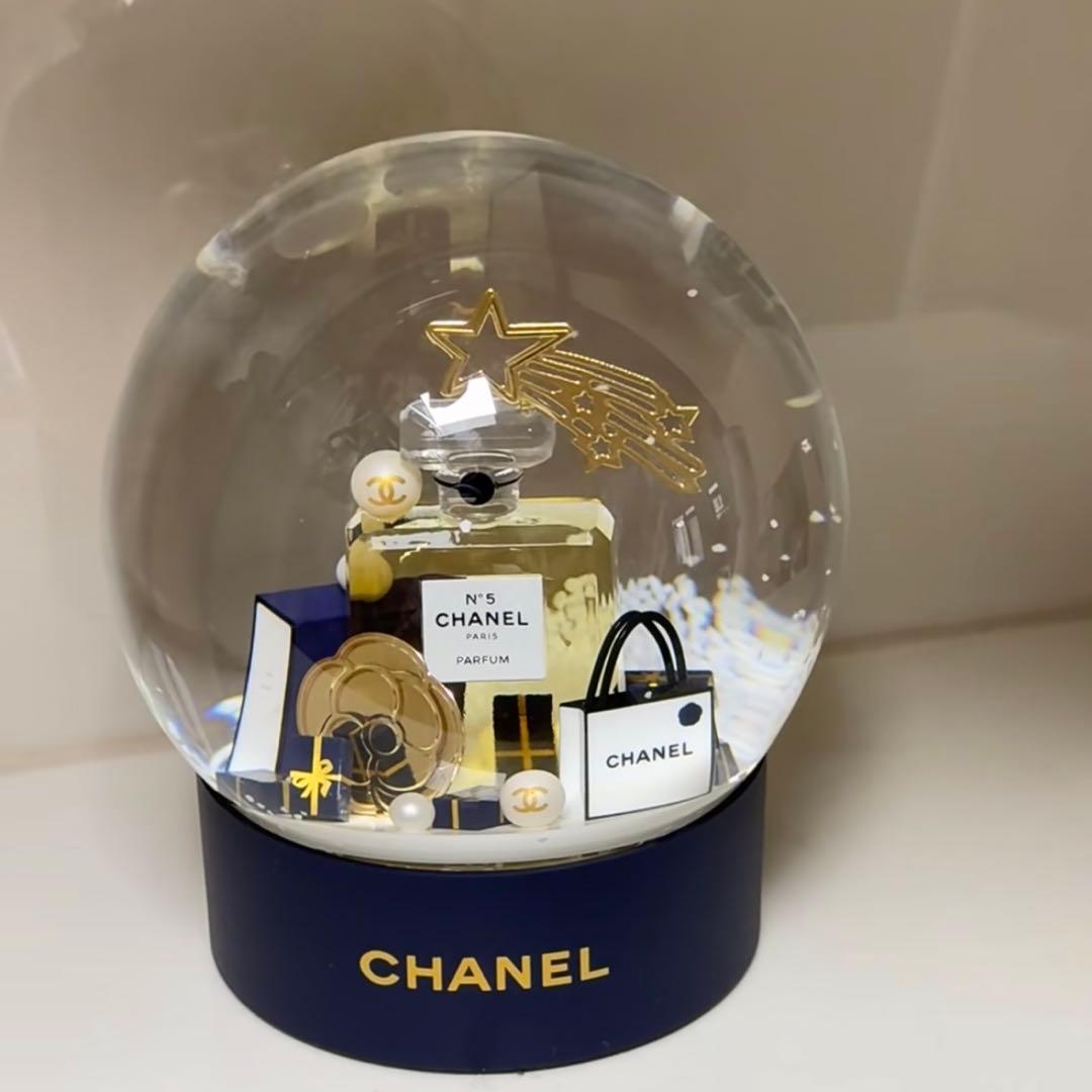 CHANEL 2025 ホリデー限定 スノードーム 新品 箱付き