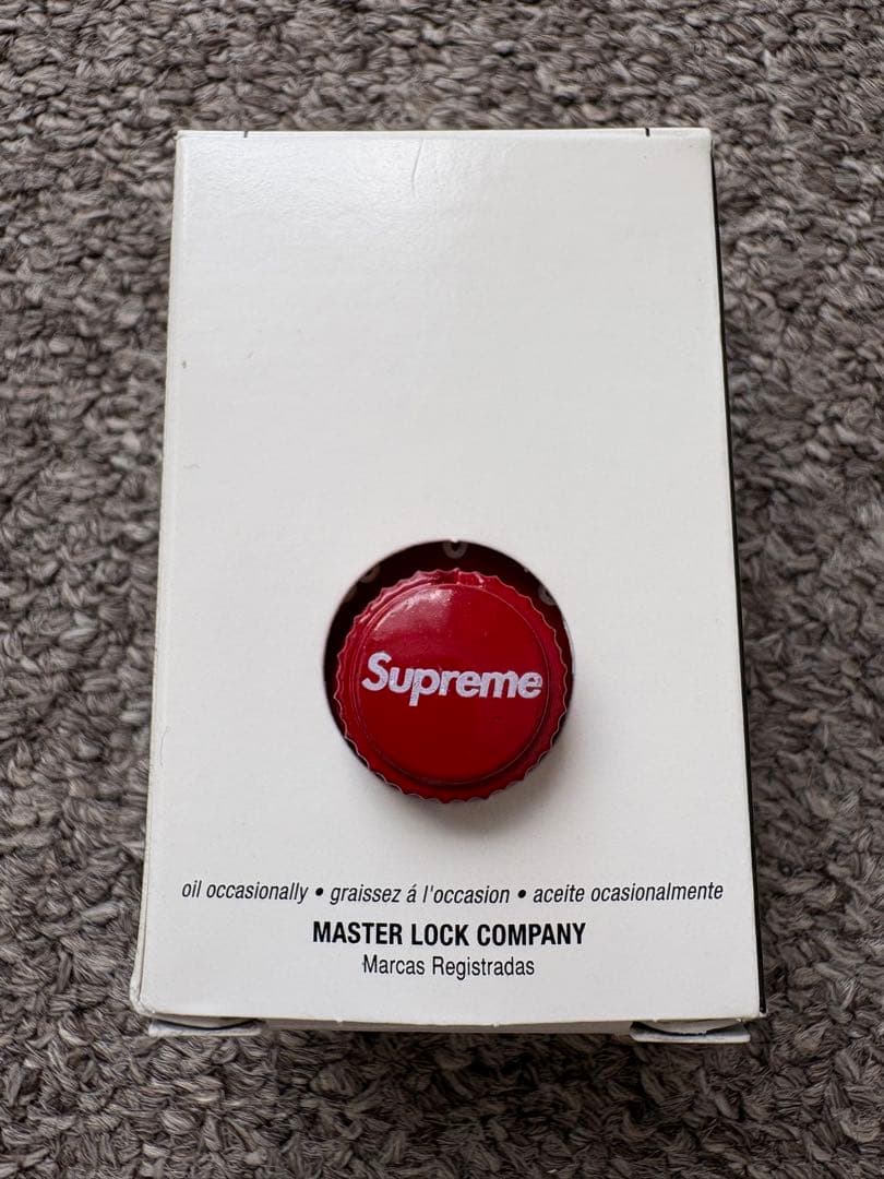 Supreme 南京錠 マスターロック シュプリーム キーホルダー 箱付き