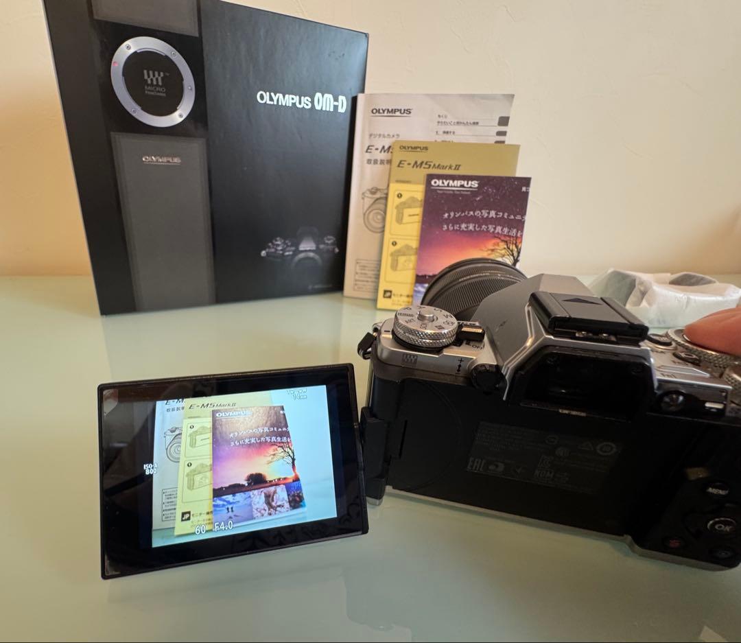★ OLYMPUS OM-D E-M5 MarkⅡ 14-150mmⅡ カメラ