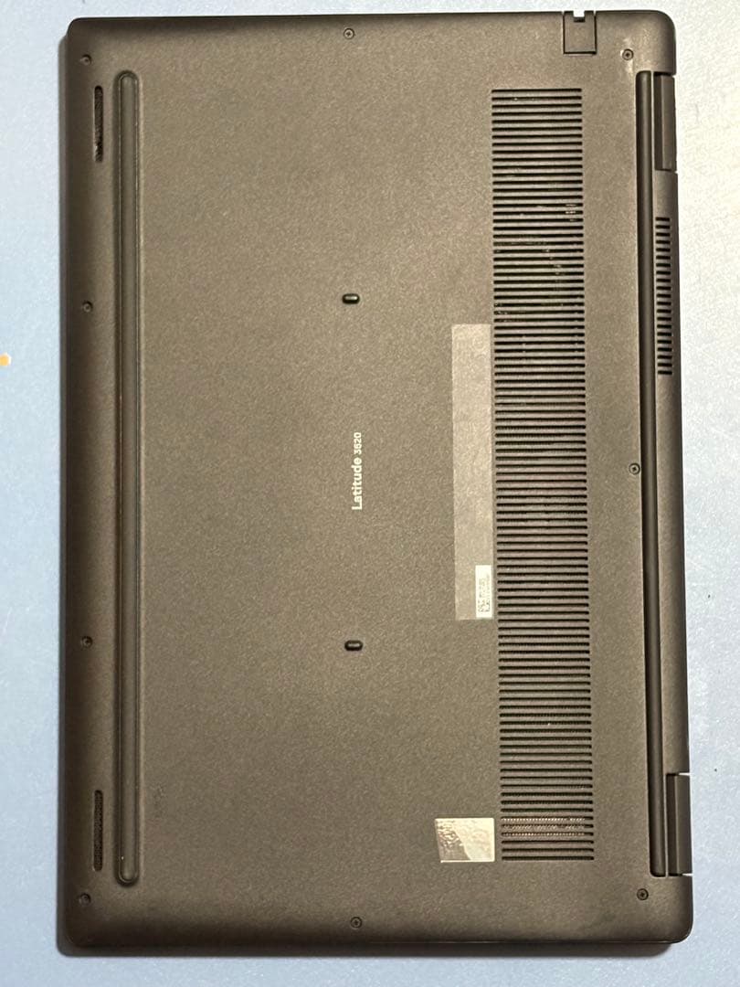 DELL Latitude 3520 第11世代 i5/16GB/15.6FHD