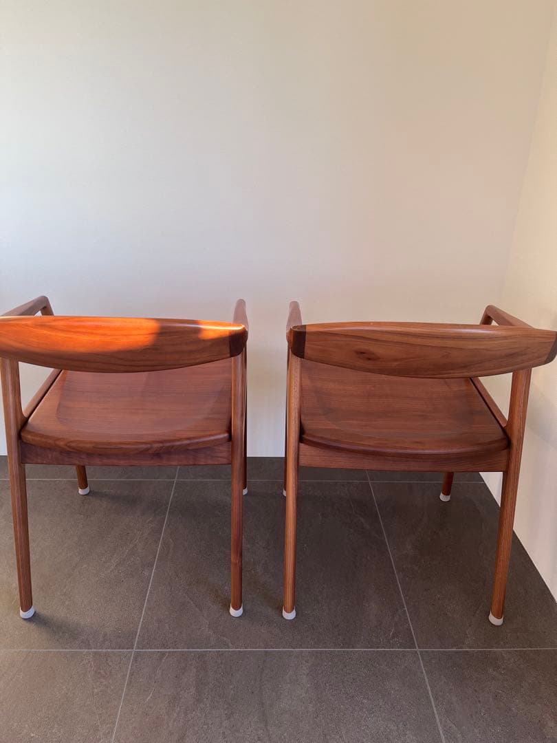 【椅子一脚販売ページ】シキファニチア　ウォールナット　アームチェア