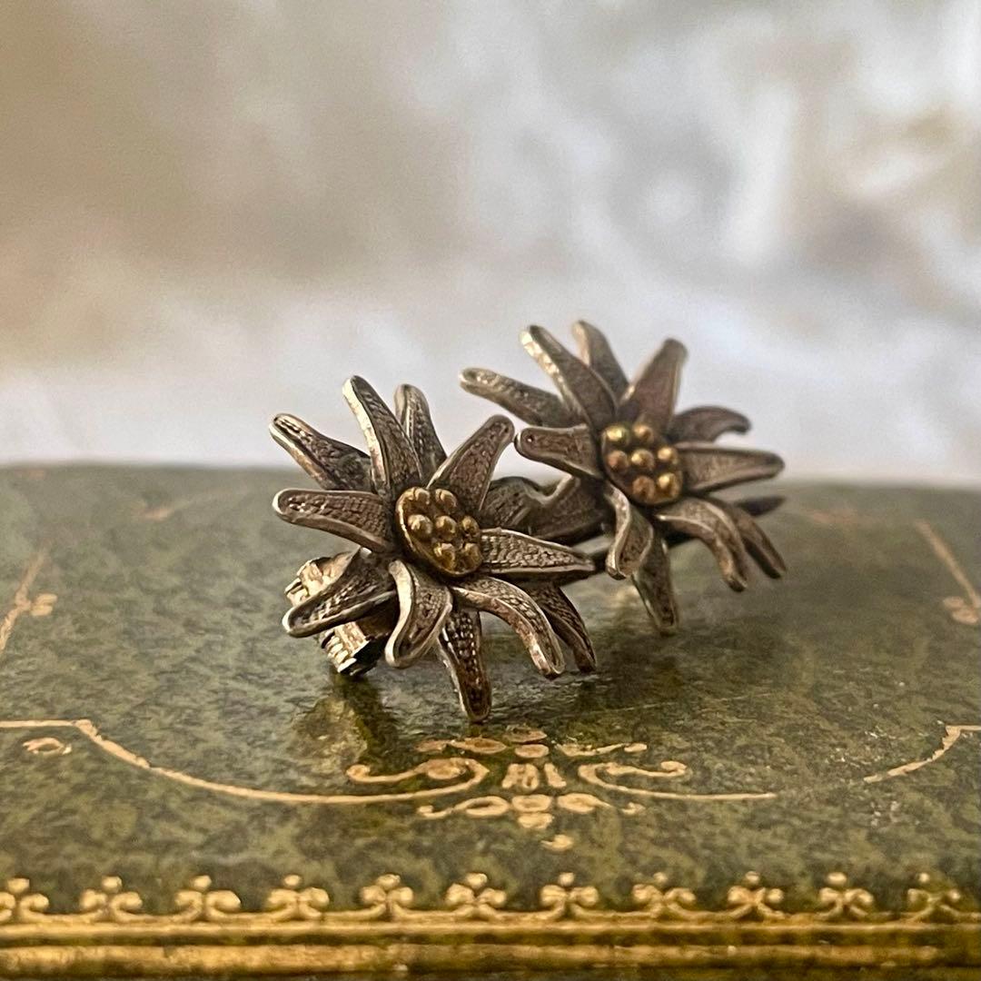 純銀製エーデルワイスブローチ&白蝶貝ブローチ　フランスアンティークヴィンテージ