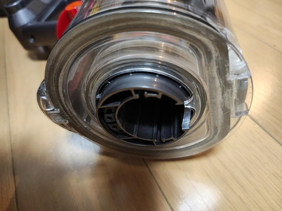 ダイソン★コードレス掃除機★V10本体★ＳV12★バッテリー新品と同等★6