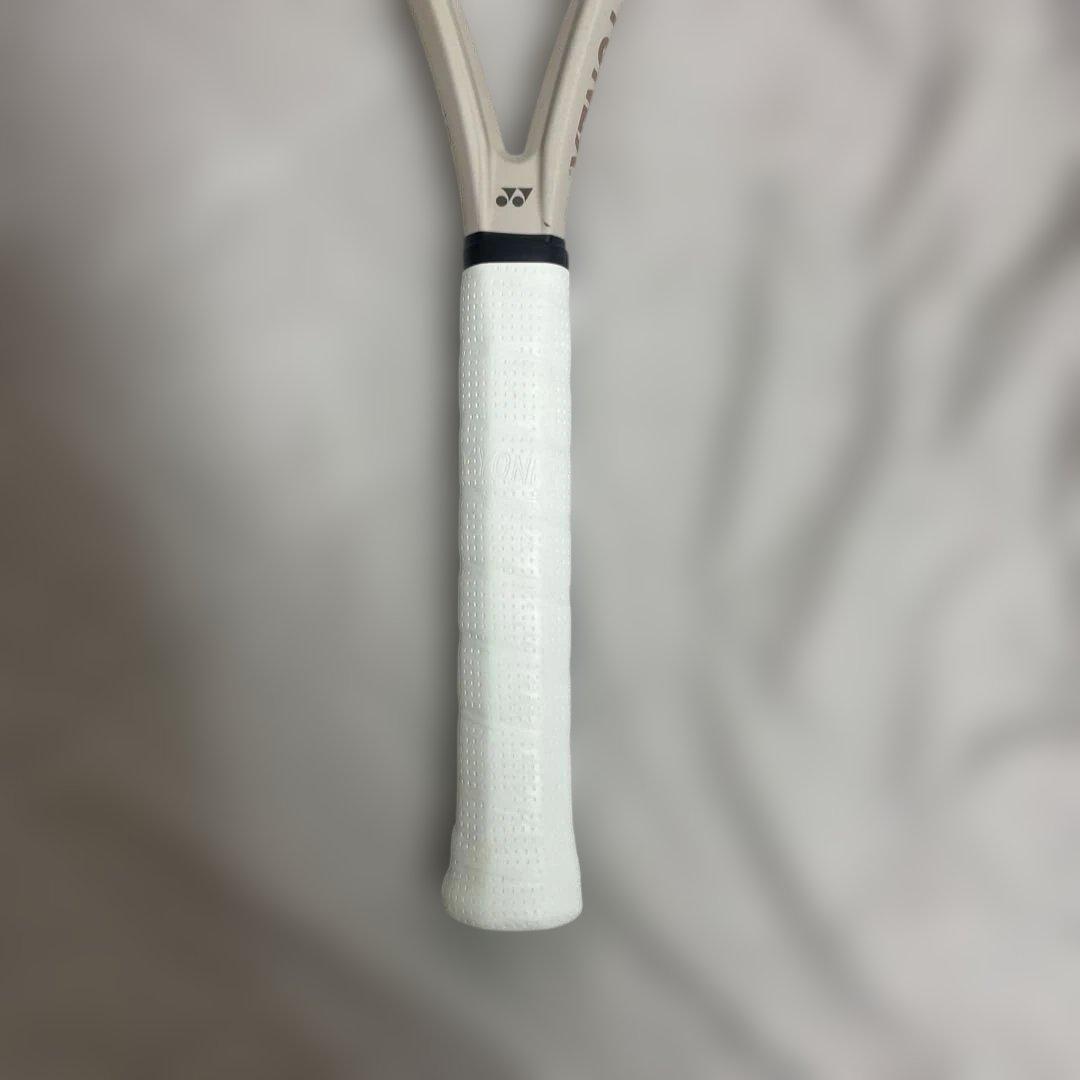 ヨネックス　VCORE100