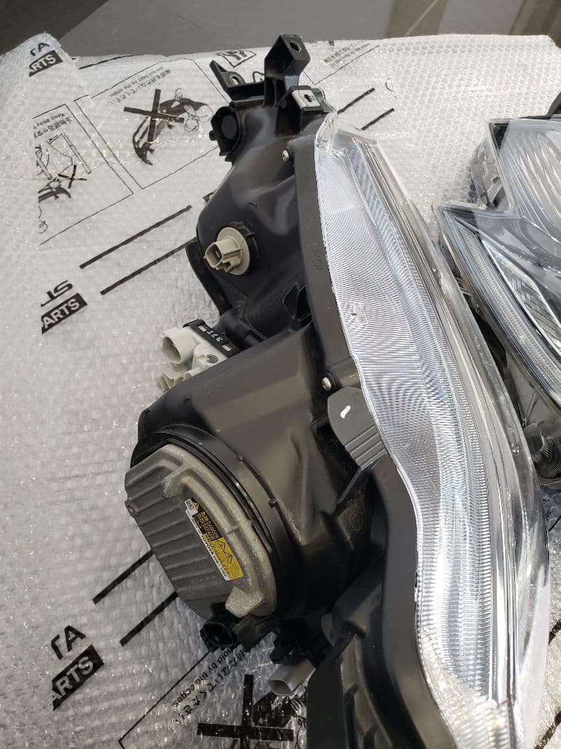 トヨタ 130系マークX 中期 純正 ヘッドライト 左右セット⭐中古⭐程度良好❗