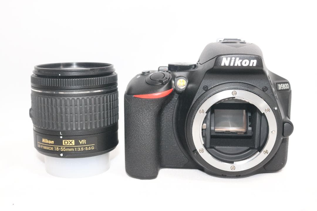 シリーズ最新⭐Nikon D5600⭐ 初心者完全セット⭐一眼レフ