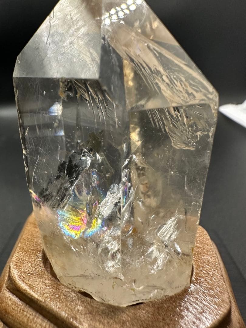 エレスチャルクォーツ（水入虹り）