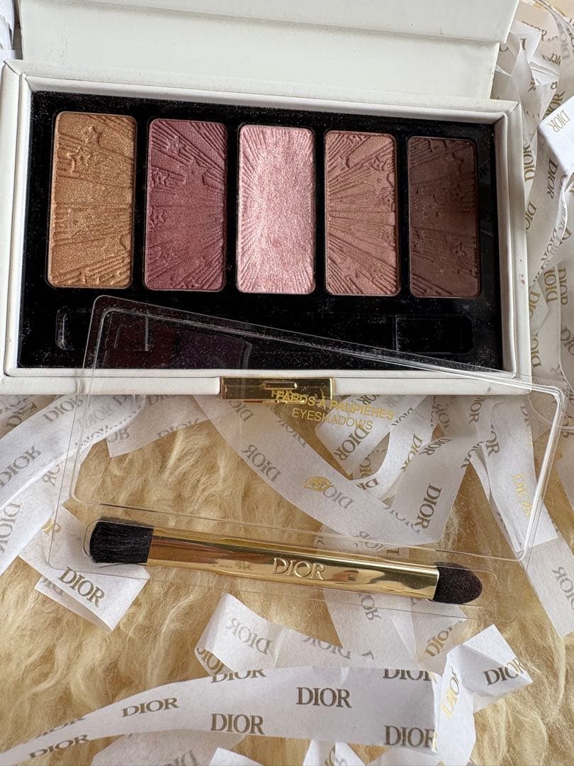 DIOR クチュールアイパレット （ホリデーコレクション 2025限定品