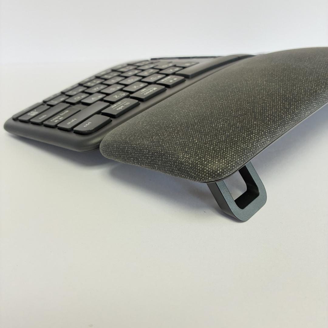 【美品】ロジクール ERGO K860 ワイヤレスキーボード