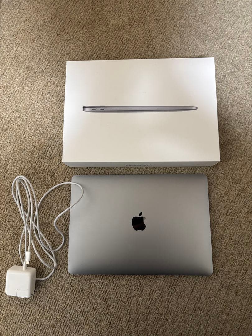 AppleMacBookAir 10 M1モデル 8G 256G スペースグレー