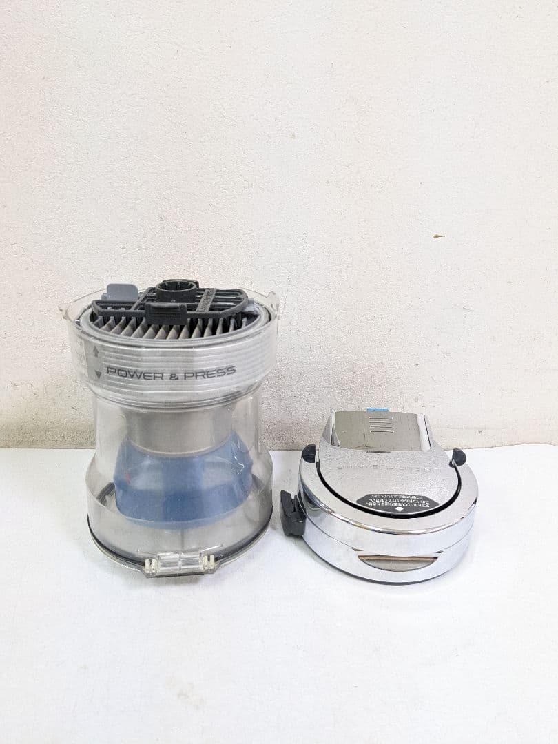 Panasonic MC-SS300GX-R サイクロン式掃除機 2010年製